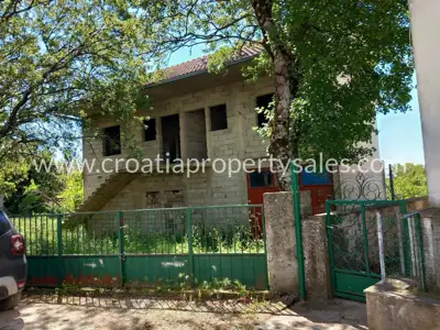 Kuća 350 m², Otok Brač - rub mjesta i infrastruktura - 6