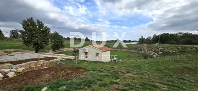 Zemljište 8.748 m², Svetvinčenat - građevinski i poljoprivredni dio - 2