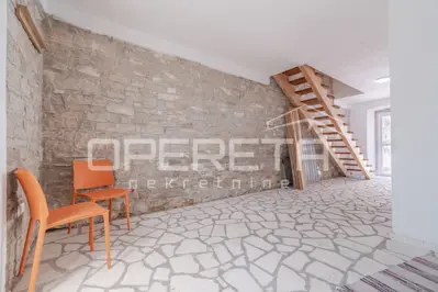 Kuća 102 m², Buje - mirna lokacija i privatnost - 13