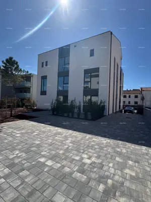 Stan 165.95 m², Rovinj - dvoetažni, pogled na more
