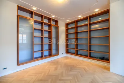 Zagreb, Donji Grad, poslovni prostor, Trg bana Josipa Jelačića - 5