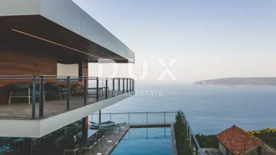 Villa 560 m², Mošćenice - heated pool and view of Kvarner - 2