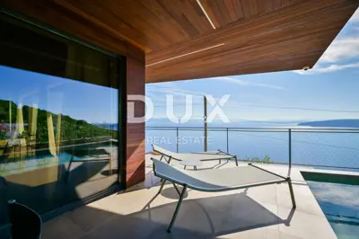 Villa 560 m², Mošćenice - heated pool and view of Kvarner - 7