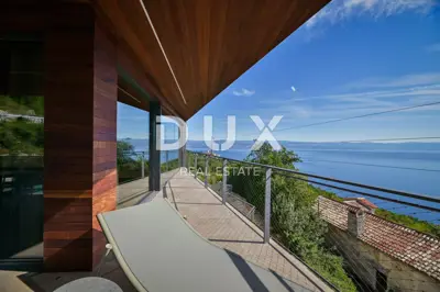 Villa 560 m², Mošćenice - heated pool and view of Kvarner - 9