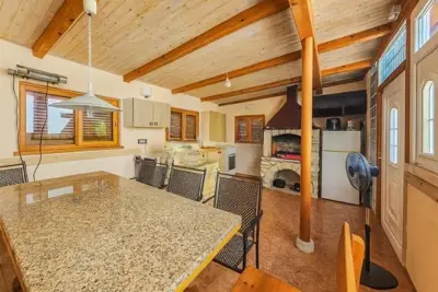 Exclusive location only 200 m from the sea, Umag, opportunity - 8