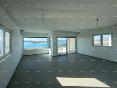 Penthouse 105 m², Medulin - erste Reihe zum Meer und freier Blick - 2