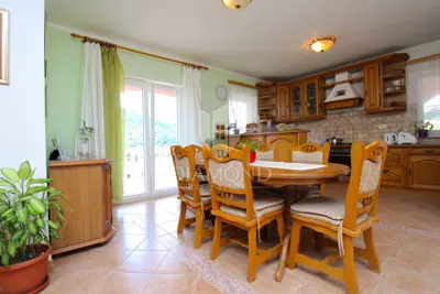 House 280 m², Plomin Luka - quiet location by the sea - 8