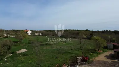 Building plot 305 m², Marčana - quiet location - 4