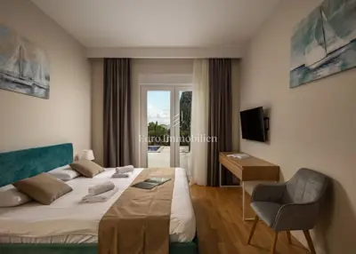 Istra - Prekrasna vila sa bazenom, 1 km od mora - 14