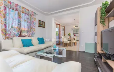 Kuće 300 m², Labin - bazen i 5 apartmana - 6