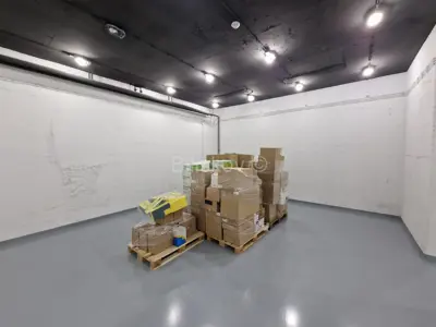 Sale, Zagreb, Voltino, sales and storage area - 19