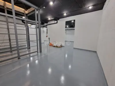 Sale, Zagreb, Voltino, sales and storage area - 4