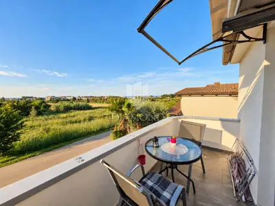 Stan 37 m², Novigrad - pogled na more i terasa - 3