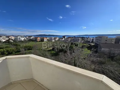 Wohnung 95 m², Kaštel Lukšić, Panoramablick auf die Bucht