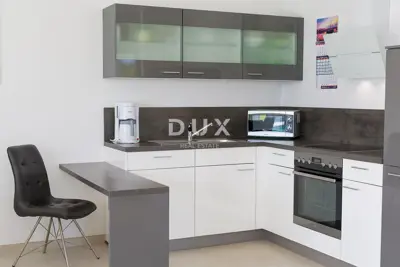 Apartment 85 m², Linardići - panoramic sea view - 6
