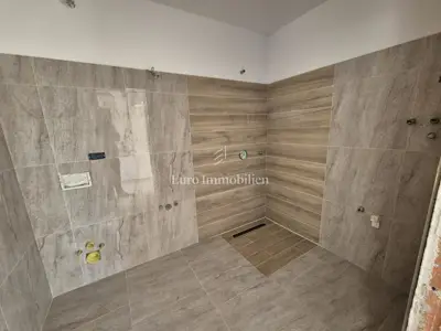 Apartman 50 m², Njivice - okućnica i pogled na more - 5