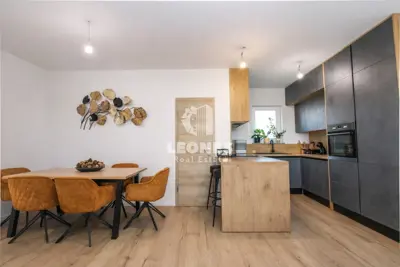 Doppelhaus 125 m², Tar - Meerblick - 2