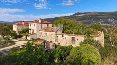 House 170 m², Labin - stone house for renovation - 3