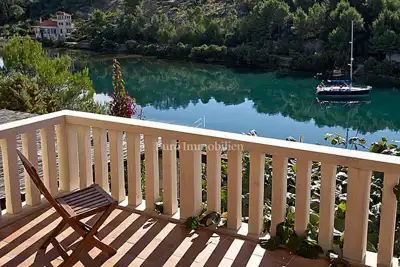 House for sale in Otok Brač, 200 m² - 4