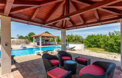 Villa 310 m², Dobrinj - beheizter Pool und großes Grundstück - 7
