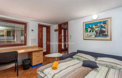 Villa 310 m², Dobrinj - beheizter Pool und großes Grundstück - 20