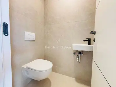 Stan s bazenom i vrtom blizu mora – Jakišnica - 10