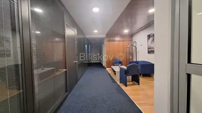Trnje, Kanal, ausgestattetes Büro 32 m² im 1. Stock eines Geschäftsgebäudes - 5