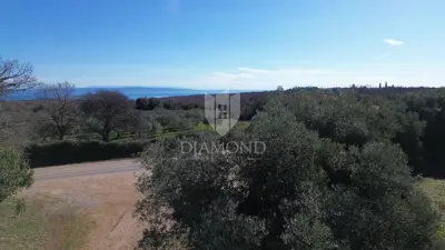 Land 1,912 m², Marčana - sea view - 3