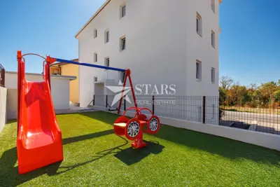 Stan 76 m², Viškovo - 3 spavaće sobe i terasa - 4
