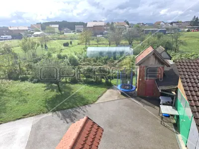 House for sale in Dugo Selo - Centar, 402 m² - 16