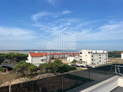 Penthouse 64 m², Povljana - panoramski pogled na more