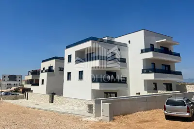 Penthouse 64 m², Povljana - panoramski pogled na more - 10