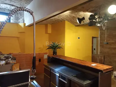 Zagreb, Britanski trg, novouređen poslovni prostor, lokal - 2