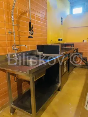 Zagreb, Britanski trg, novouređen poslovni prostor, lokal - 5