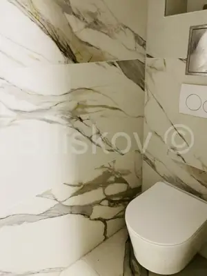 Zagreb, Britanski trg, novouređen poslovni prostor, lokal - 8