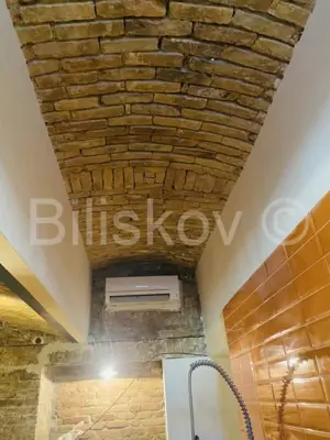 Zagreb, Britanski trg, novouređen poslovni prostor, lokal - 6