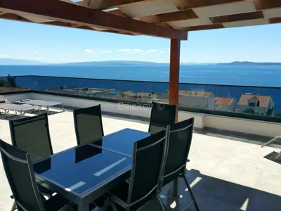 Penthouse mit atemberaubendem Panoramablick auf das Meer, Okrug - 9