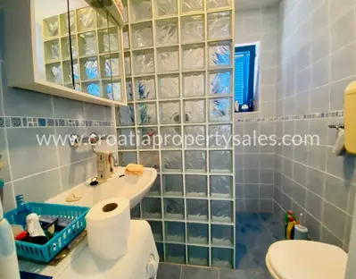 Haus, Brač, 90 m², 295 000 € - 4