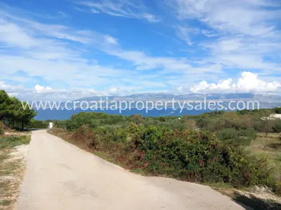 Poljoprivredno zemljište 5.385 m², Otok Brač, pogled na more