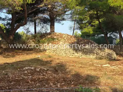 Poljoprivredno zemljište 5.385 m², Otok Brač, pogled na more - 2