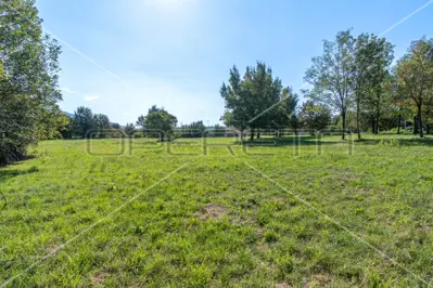 Građevinsko zemljište 4 440 m², Kršan, pogled na Učku - 3