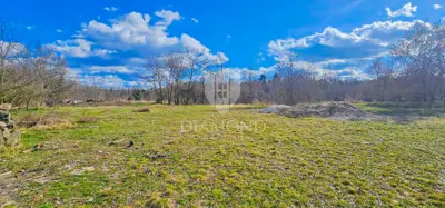 Building plot 1,051 m², Buje - quiet location - 2