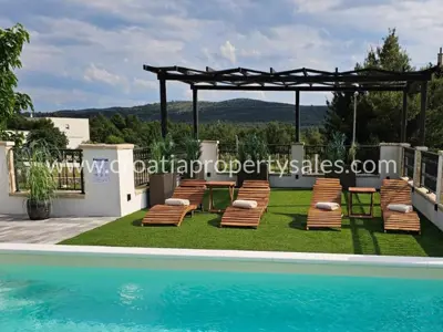 Kuća, Šibenik, 282 m², 700 000 € - 9
