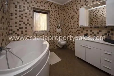 Kuća, Šibenik, 282 m², 700 000 € - 7