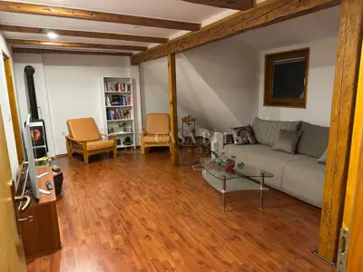 Kuća 100 m², Delnice - miran dio i dvije stambene jedinice - 16
