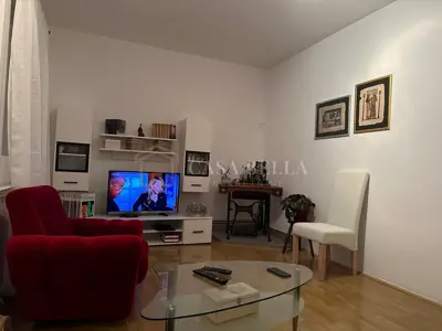 Kuća 100 m², Delnice - miran dio i dvije stambene jedinice - 4