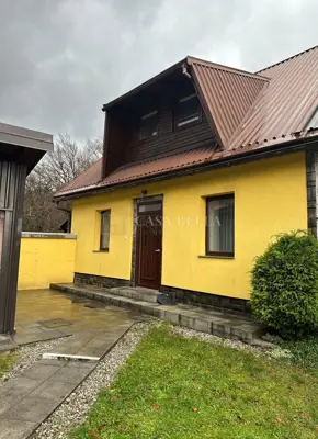 Kuća 100 m², Delnice - miran dio i dvije stambene jedinice