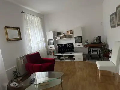 Kuća 100 m², Delnice - miran dio i dvije stambene jedinice - 2
