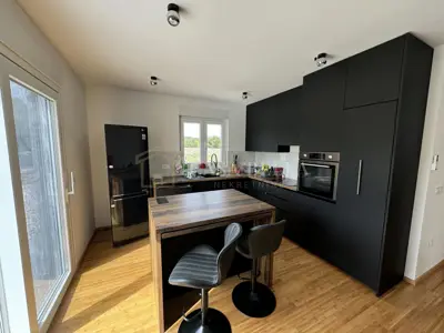 Kuća 152 m², Vrbnik - niskoenergetska novogradnja