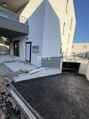 Apartment 85.8 m², Strožanac - 3 bedrooms and roof terrace - 2